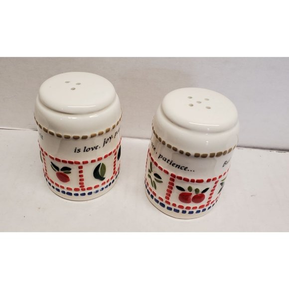 2001 Roman, Inc. Salt & Pepper Shakers - Fruits and Vegetables - Picture 4 of 8